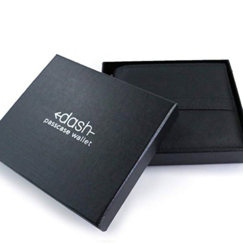 RFID Extra Capacity Bifold Men's Wallet - Picture 7 of 7